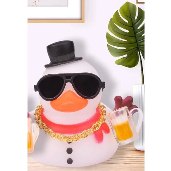 Snowman Rubber Duck Car Dashboard Ornament, DIY Assembly, Duck & Accessories - Picture 5 of 5